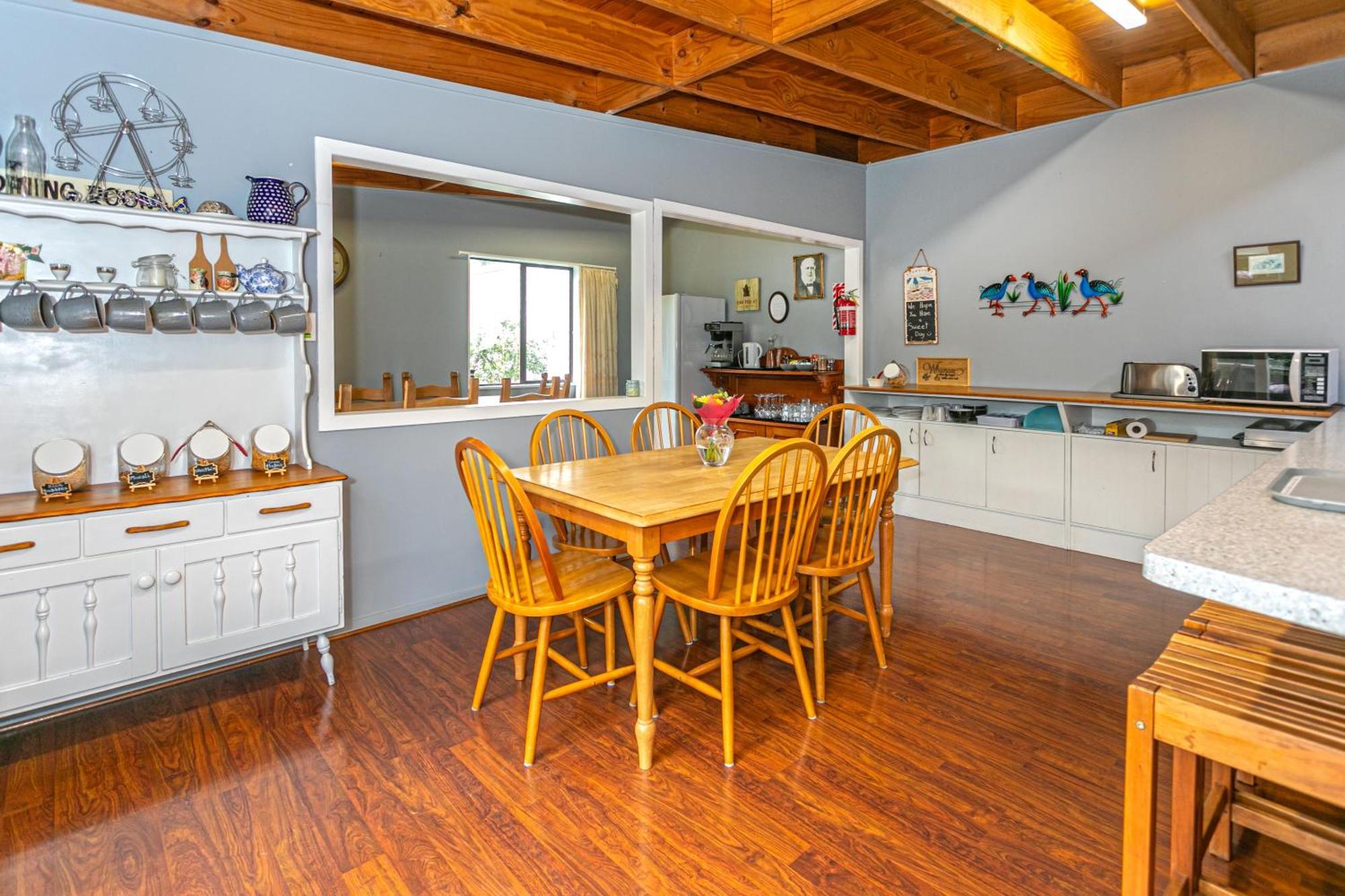 תמז Lady Bowen Bed & Breakfast מראה חיצוני תמונה